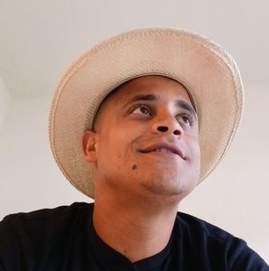 Meet your Posher, Luis orlando